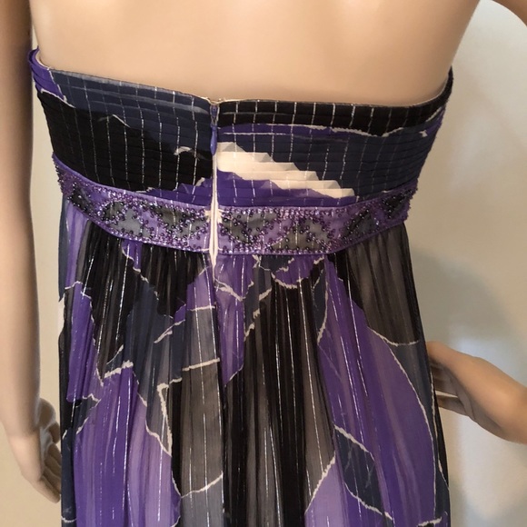 BLACK FRIDAY SALE! BCBG STUNNING DRESS - Picture 4 of 8